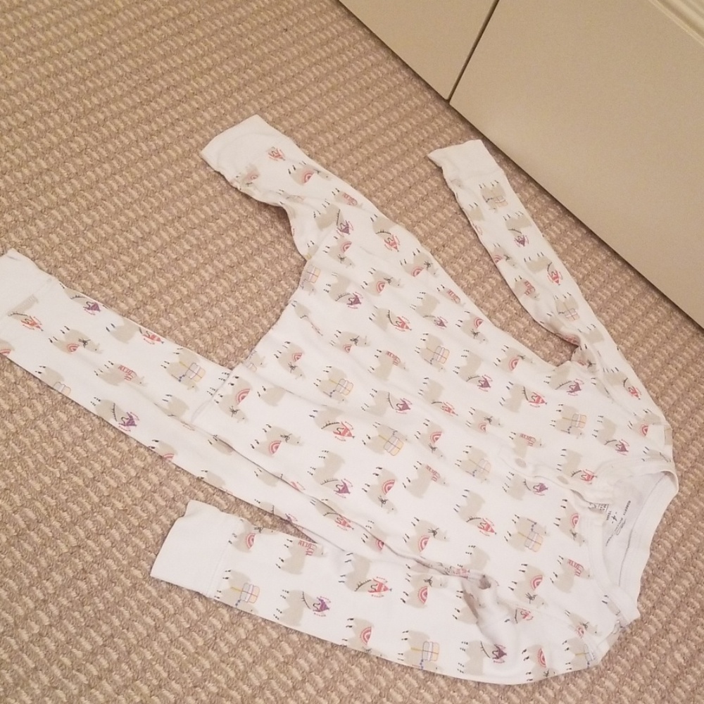 Roller Rabbit llama pjs